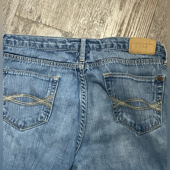Vintage Abercrombie and Fitch Flare Jeans Size 4 - Picture 5 of 6